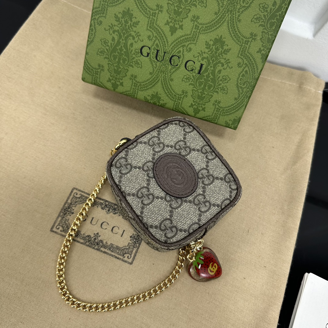 Gucci Satchel Bags